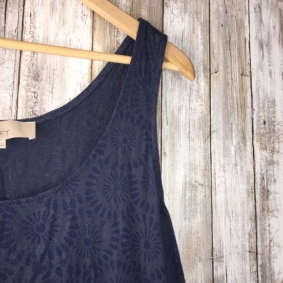 Loft Blue Diamond Sleeveless Blouse - Picture 2 of 4